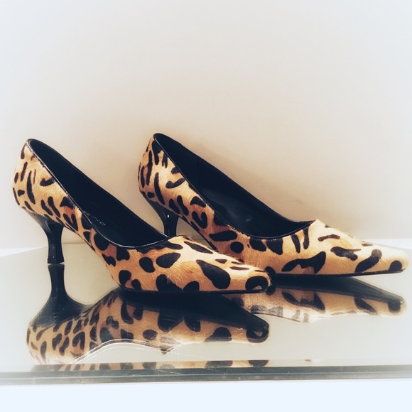 BANDOLINO Animal Print Kitten Heels! BANDOLINO Animal Print Kitten Heels!